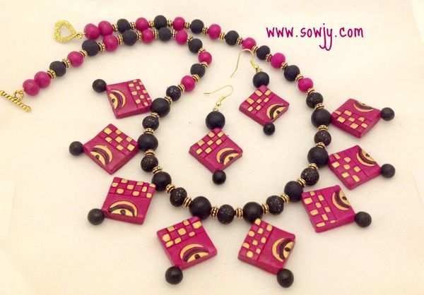 Pink and Black Squared Choker Set!!!!!!