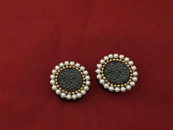 Paper Quilled Studs in Black!!!!!