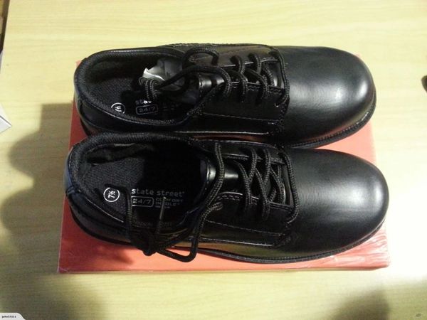 size 11 work shoes