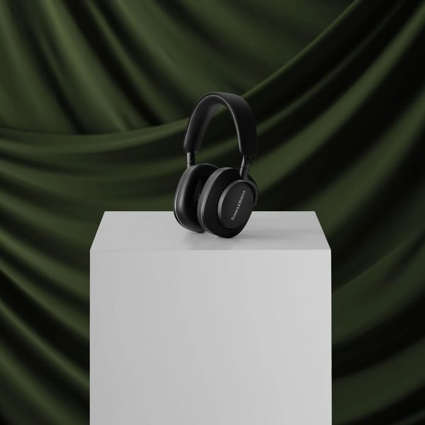 BOWERS & WILKINS PX8 OVER EAR NOISE CANCELLING HEADPHONES