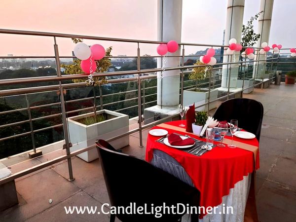 Romantic Candle Light Dinner in Pune | Candle Light Dinner