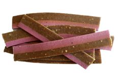 Australian Pet Treats Chicken & Duck Straps with Wild Berry 500gm