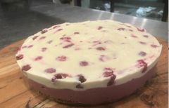 Organic Raspberry Raw Cake
