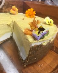 Organic Mango and Macadamia Raw Cake