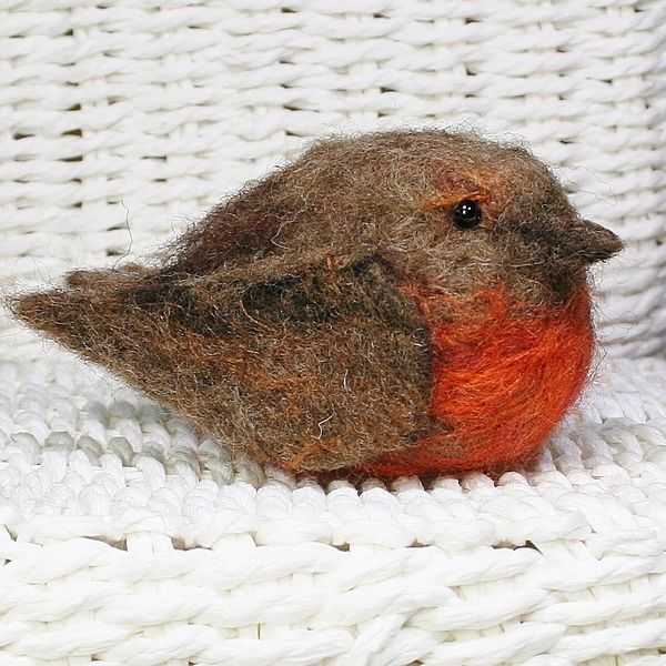 Rustic Robin Felting Kit For Beginners Makes two Robins Needle